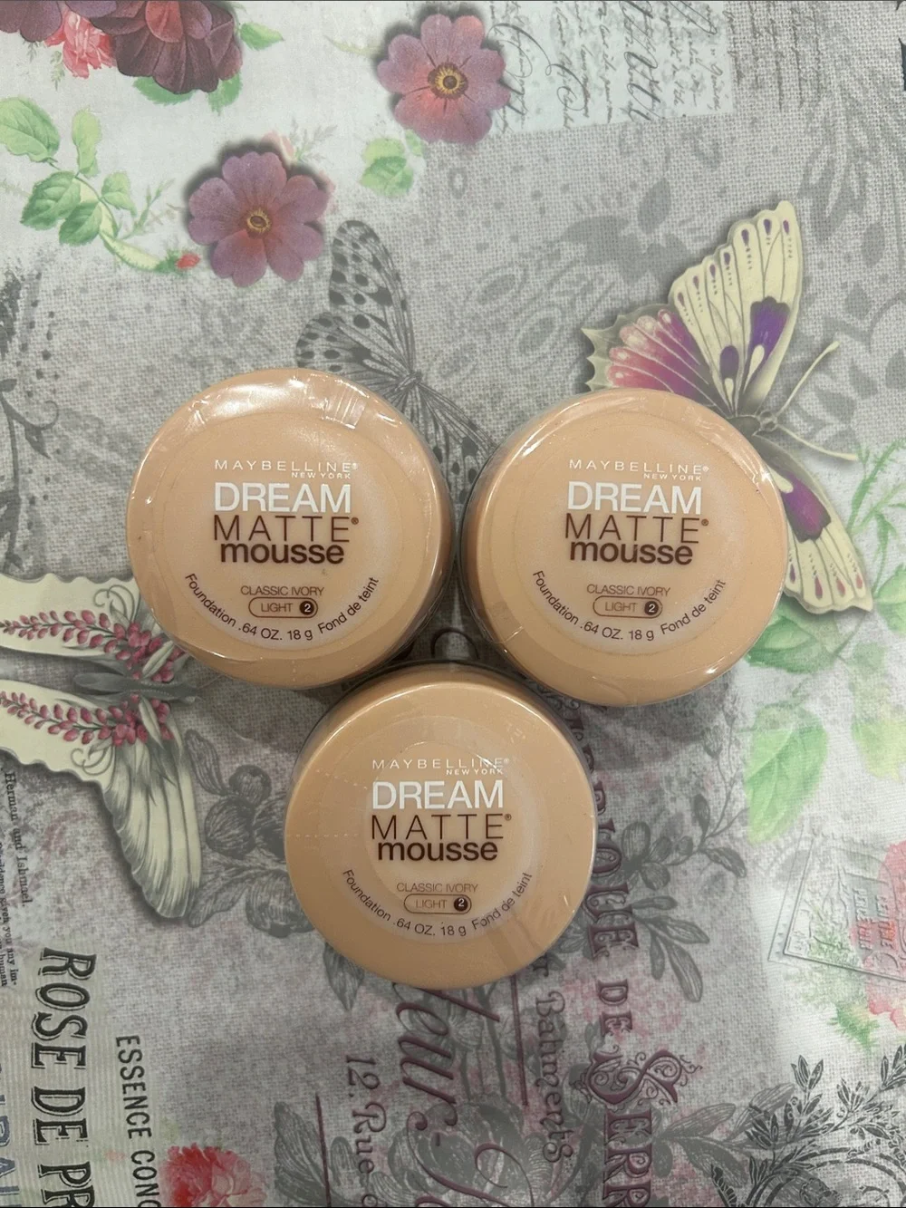 LOT OF 3 Maybelline Dream Matte Mousse Foundation - Classic Ivory 🌸 FIRM PRICE 🌸